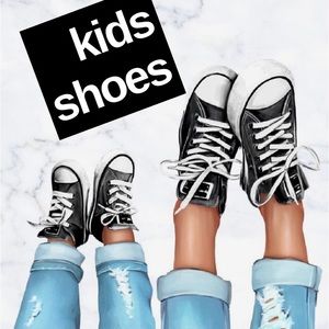{Kids Shoes}